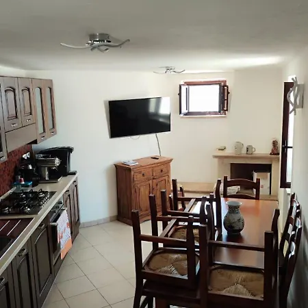 La Terrazza Di Via Roma Четраро